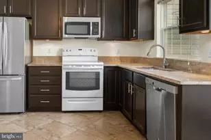 4384 Sutler Hill Square, Fairfax, VA 22033 - Photo 11
