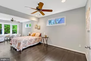 8710 Piccadilly Pl, Springfield, VA 22151 - Photo 31