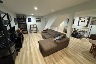 2337 Archdale Rd, Reston, VA 20191 - Photo 5
