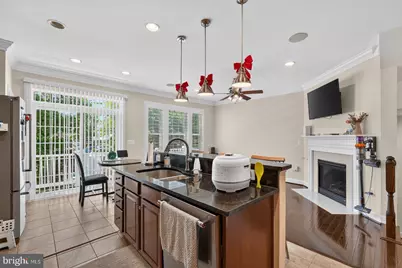 12230 Water Elm Lane, Fairfax, VA 22030 - Photo 9