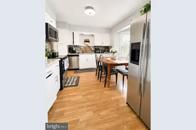 7815 Stovall Court, Lorton, VA 22079 - Photo 5