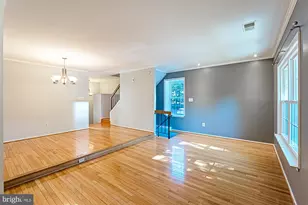 10343 Annaberg Ct, Burke, VA 22015 - Photo 3