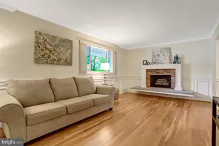 8447 Thames St, Springfield, VA 22151 - Photo 5
