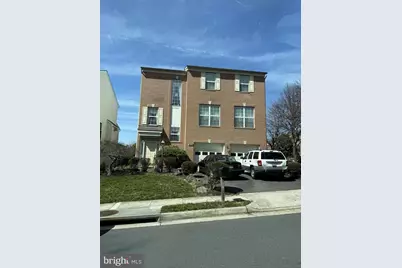 8928 Garden Gate Drive, Fairfax, VA 22031 - Photo 1