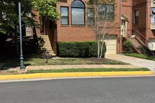 1443 Hampton Hill Cir, McLean, VA 22101 - Photo 1