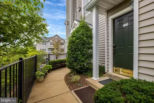 12841 Fair Briar Ln, Fairfax, VA 22033 - Photo 43