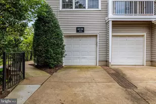 12841 Fair Briar Ln, Fairfax, VA 22033 - Photo 45