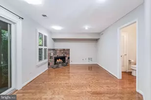 11485 Waterhaven Ct, Reston, VA 20190 - Photo 9