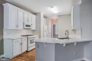 11485 Waterhaven Ct, Reston, VA 20190 - Photo 25