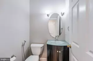 11485 Waterhaven Ct, Reston, VA 20190 - Photo 19
