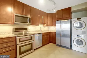 5904 Mt Eagle Dr, Alexandria, VA 22303 - Photo 7