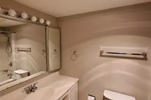 8380 Greensboro Dr, McLean, VA 22102 - Photo 9