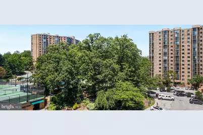 5904 Mount Eagle Drive #711, Alexandria, VA 22303 - Photo 9