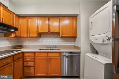 5904 Mount Eagle Drive #711, Alexandria, VA 22303 - Photo 17