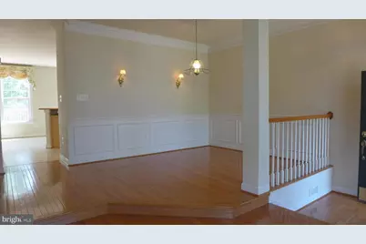 8853 Modano Place, Fairfax, VA 22031 - Photo 9