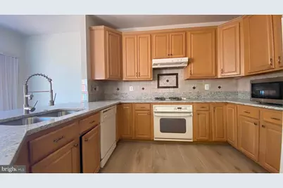 8853 Modano Place, Fairfax, VA 22031 - Photo 15