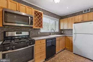 11611 Vantage Hill Rd, Reston, VA 20190 - Photo 9