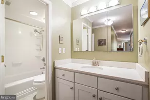 5904 Mt Eagle Dr, Alexandria, VA 22303 - Photo 35