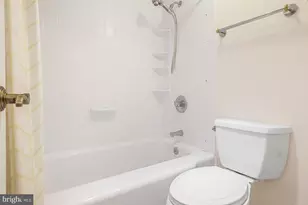 5904 Mt Eagle Dr, Alexandria, VA 22303 - Photo 35