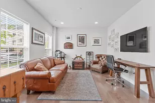 14803 Retreat Blvd, Chantilly, VA 20151 - Photo 3