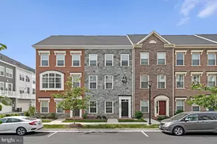 14803 Retreat Blvd, Chantilly, VA 20151 - Photo 1