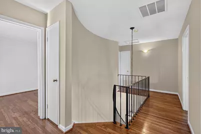 8449 Lakinhurst Lane, Springfield, VA 22152 - Photo 25