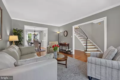 8449 Lakinhurst Lane, Springfield, VA 22152 - Photo 3