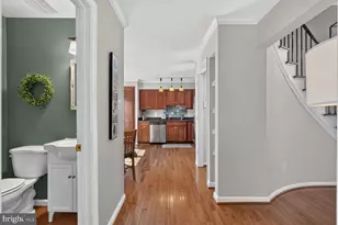8449 Lakinhurst Ln, Springfield, VA 22152 - Photo 13
