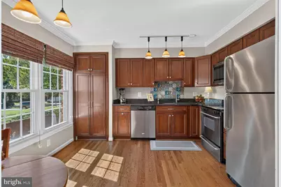 8449 Lakinhurst Lane, Springfield, VA 22152 - Photo 15