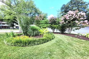 3911 Shelley Ln, Annandale, VA 22003 - Photo 71