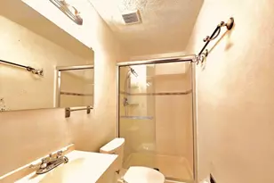 8465 Summer Breeze Ln, Springfield, VA 22153 - Photo 11