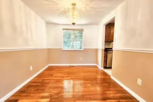 8465 Summer Breeze Ln, Springfield, VA 22153 - Photo 5