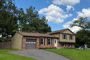 13050 Kensal Green Ct, Herndon, VA 20171 - Photo 1
