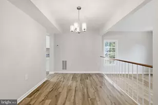 10272 Colony Park Dr, Fairfax, VA 22032 - Photo 7