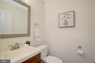 4334 Gingham Ct, Alexandria, VA 22310 - Photo 17