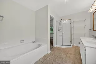 14560 Creek Branch Ct, Centreville, VA 20120 - Photo 33