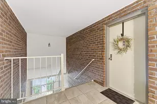 11260 Chestnut Grove Square, Reston, VA 20190 - Photo 57