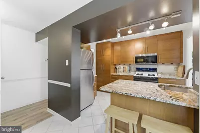11260 Chestnut Grove Square #337, Reston, VA 20190 - Photo 27