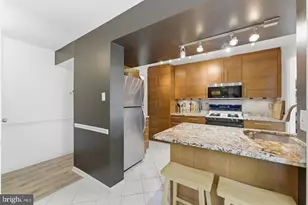 11260 Chestnut Grove Square, Reston, VA 20190 - Photo 27