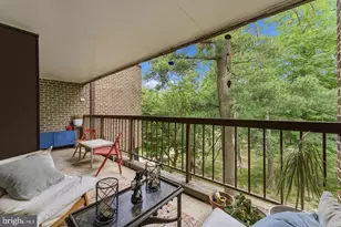 11260 Chestnut Grove Square, Reston, VA 20190 - Photo 33