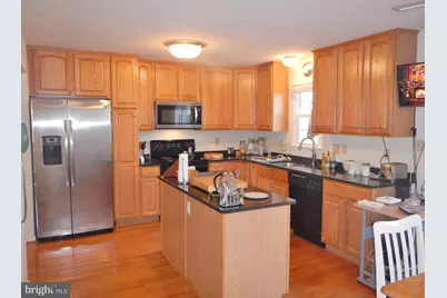 2012 Gallows Tree Court, Vienna, VA 22182 - Photo 3