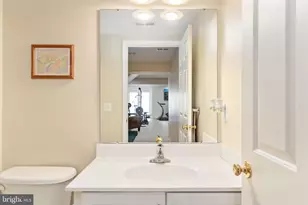 8945 Wynnefield Ct, Lorton, VA 22079 - Photo 57