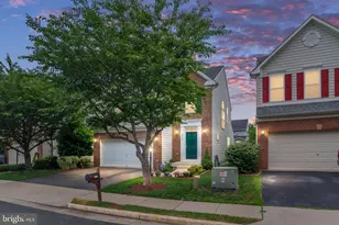 8945 Wynnefield Ct, Lorton, VA 22079 - Photo 9
