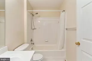 8945 Wynnefield Ct, Lorton, VA 22079 - Photo 45