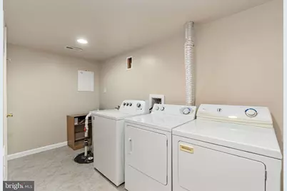 8945 Wynnefield Court, Lorton, VA 22079 - Photo 59