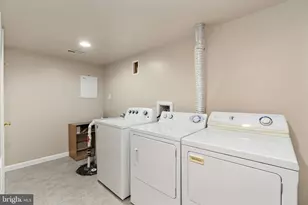 8945 Wynnefield Ct, Lorton, VA 22079 - Photo 59