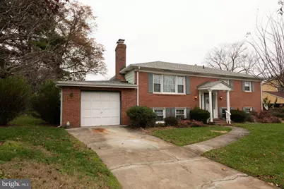 7601 Hayfield Road, Alexandria, VA 22315 - Photo 1