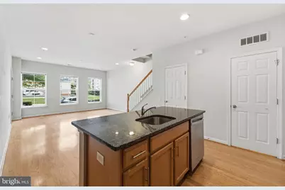 2939 Finsbury Place #103, Fairfax, VA 22031 - Photo 23