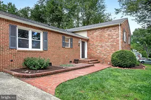 1514 Gingerwood Ct, Vienna, VA 22182 - Photo 3
