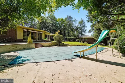 8106 W Boulevard Drive, Alexandria, VA 22308 - Photo 29